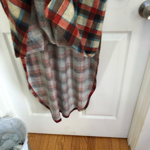 Dress - Picture 7 of 8